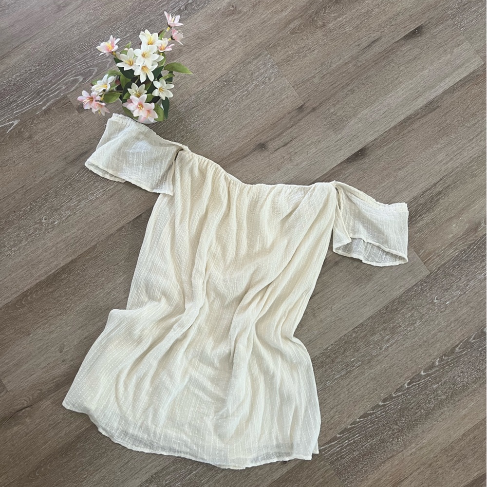 O’Neill Woman’s Cream Off The Shoulder Dress Size Xs